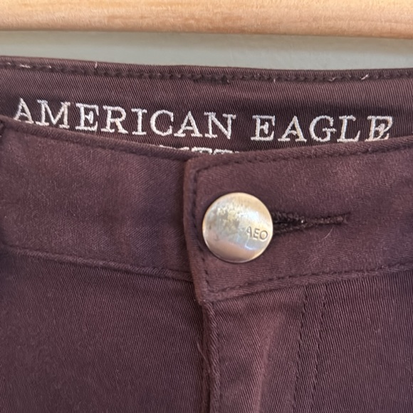 American Eagle Plum Colored Cropped Jean (skinny fit) - Picture 8 of 11